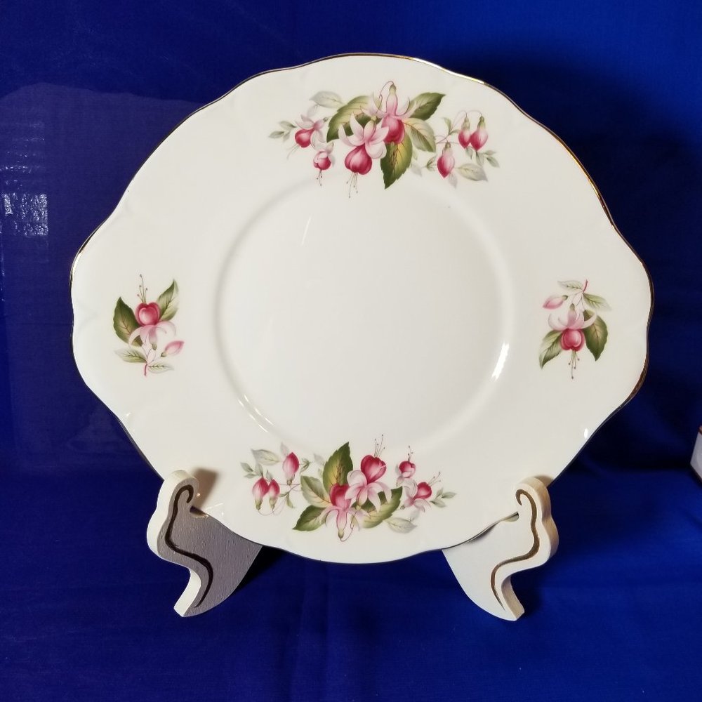 Vintage Duchess Bone China Fuchsia Cake Plate